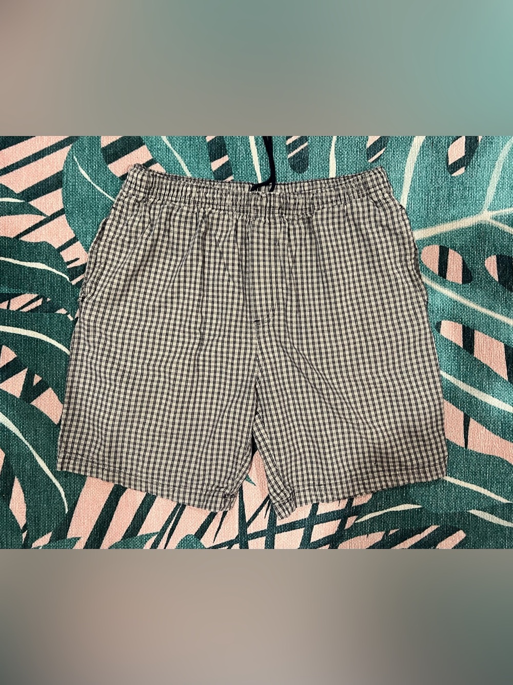 Vintage Basic Editions Plaid Pocketed Drawstring Shorts